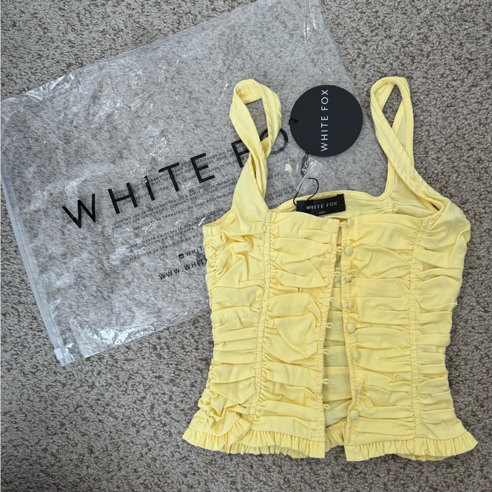 Yellow Ruched Button-Front Top - Picture 2 of 2